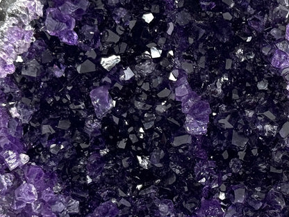 Amethyst Crystal Stand Up 6.4cm