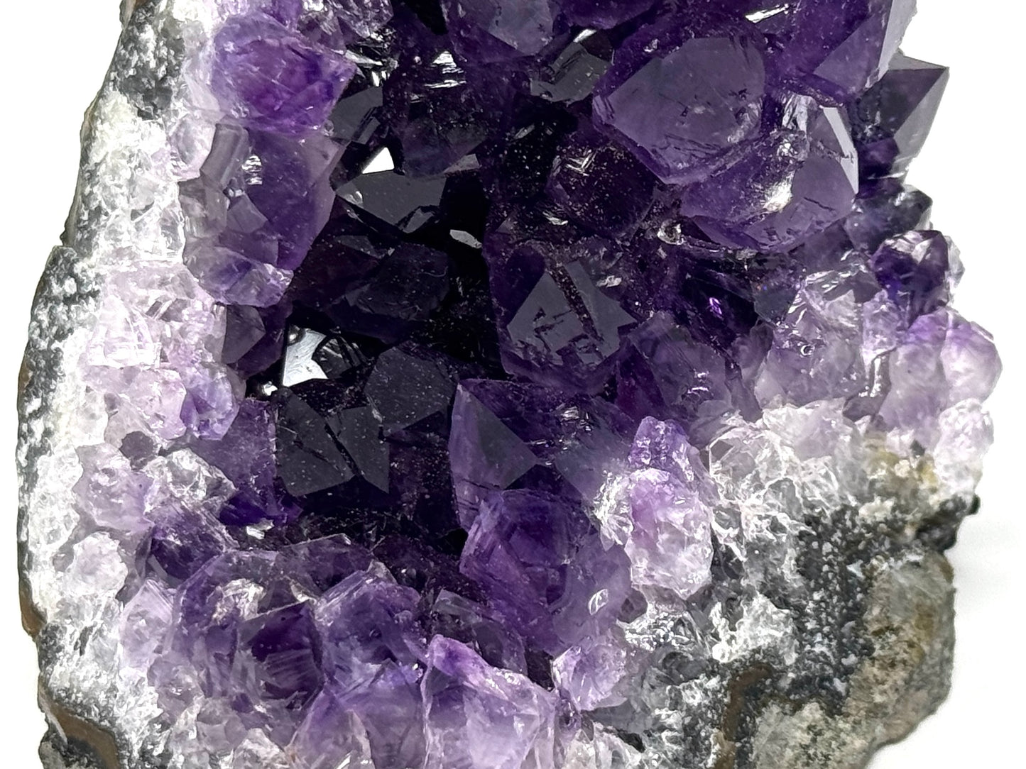 Amethyst Crystal Stand Up 6.6cm