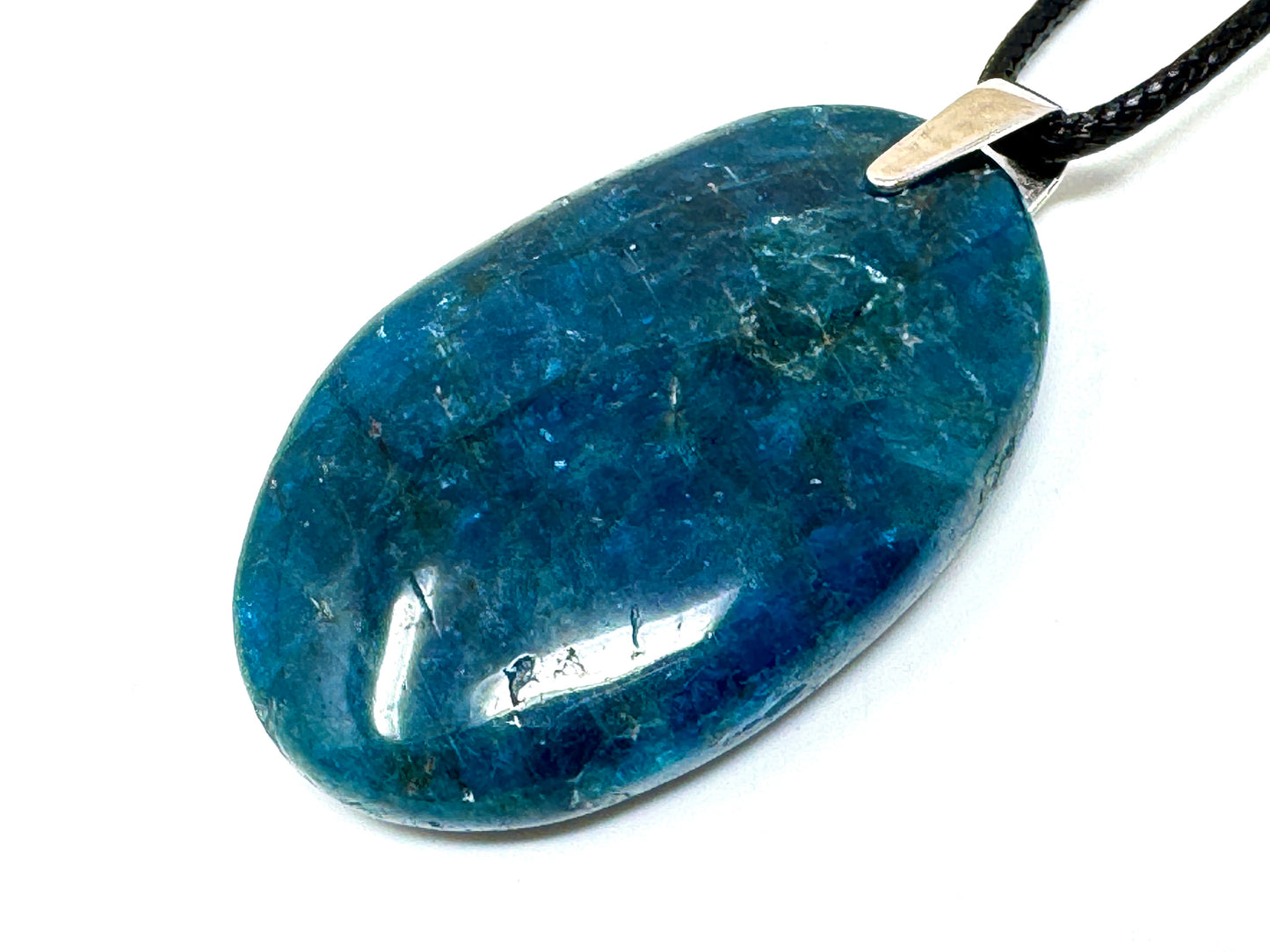Blue Apatite pendant 4.5cm