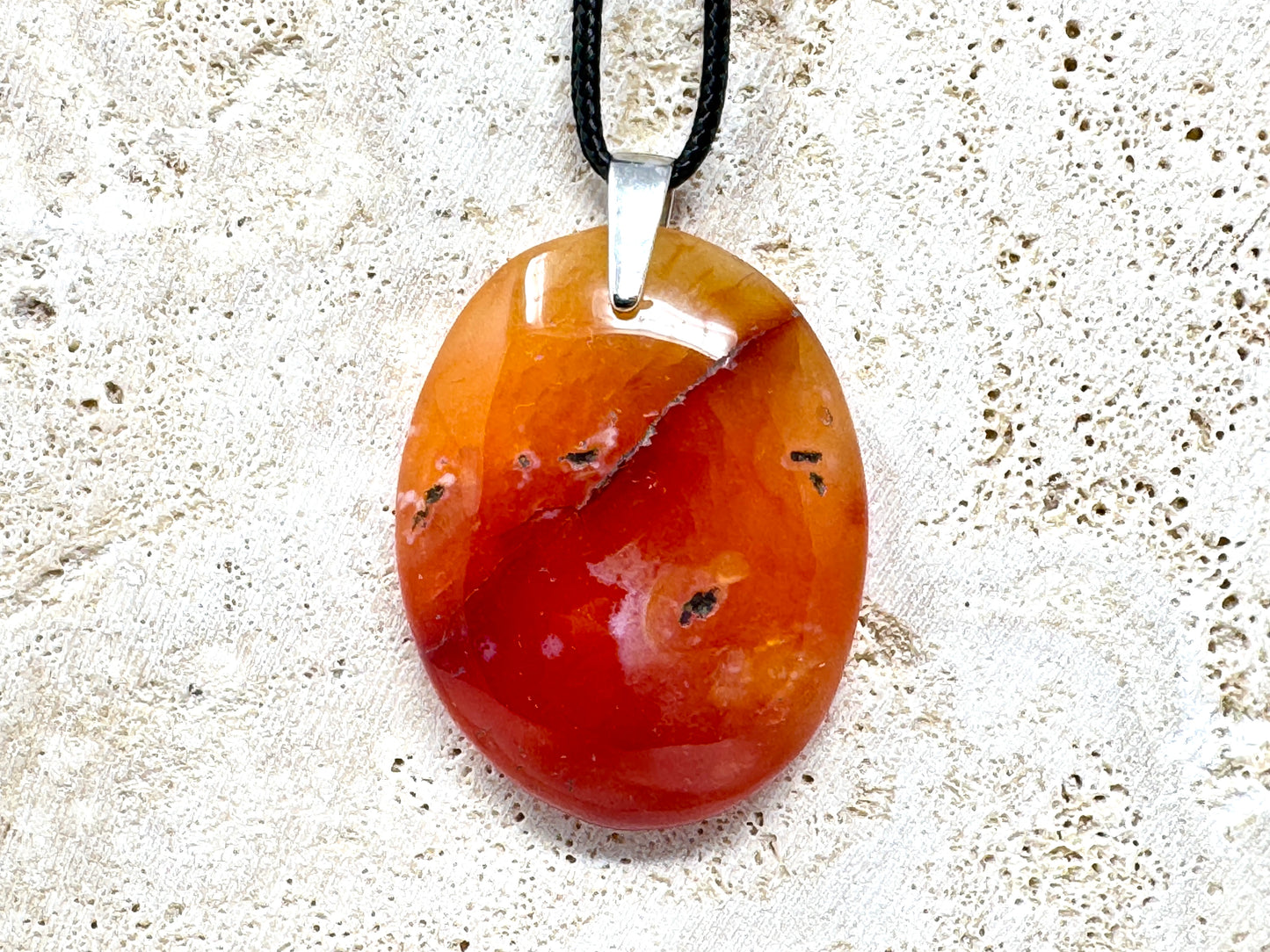 Carnelian Pendant Oval 4.4cm
