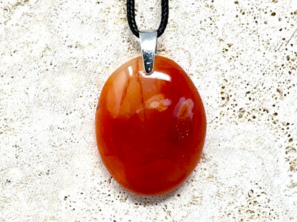 Carnelian Pendant Oval 3.7cm