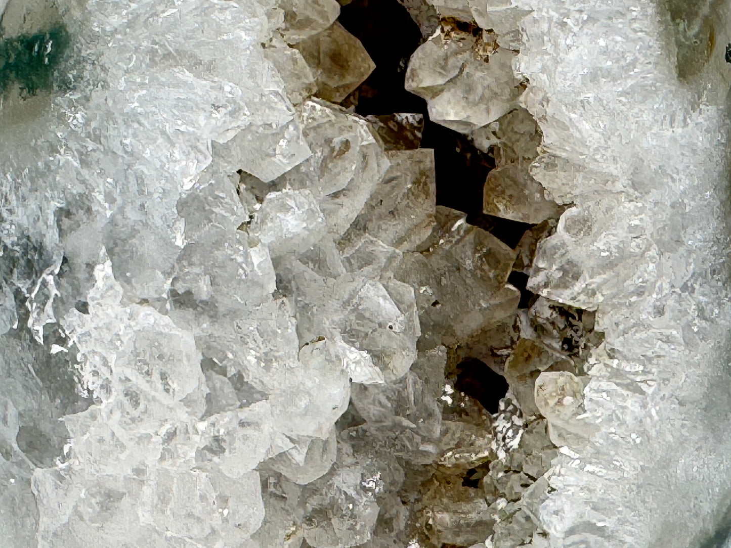 Druzy Moss Agate Crystal Egg 5.1cm