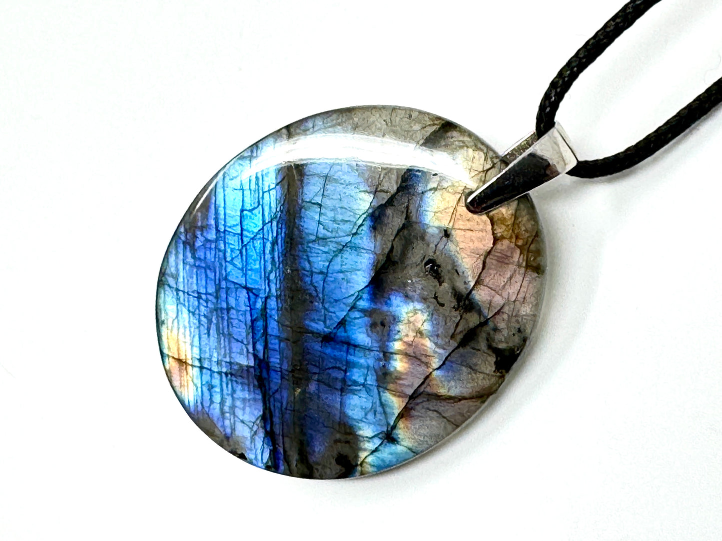 Labradorite Pendant Oval 4.4cm