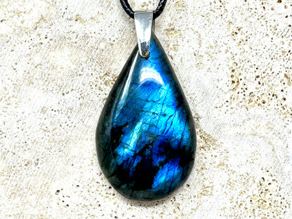 Labradorite Pendant Free Shape 4.2cm