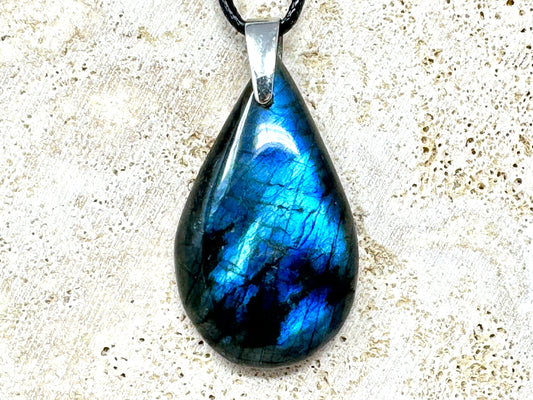 Labradorite Pendant Free Shape 4.2cm