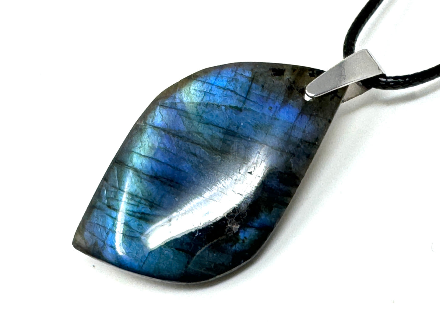Labradorite Pendant Free Shape 4.3cm