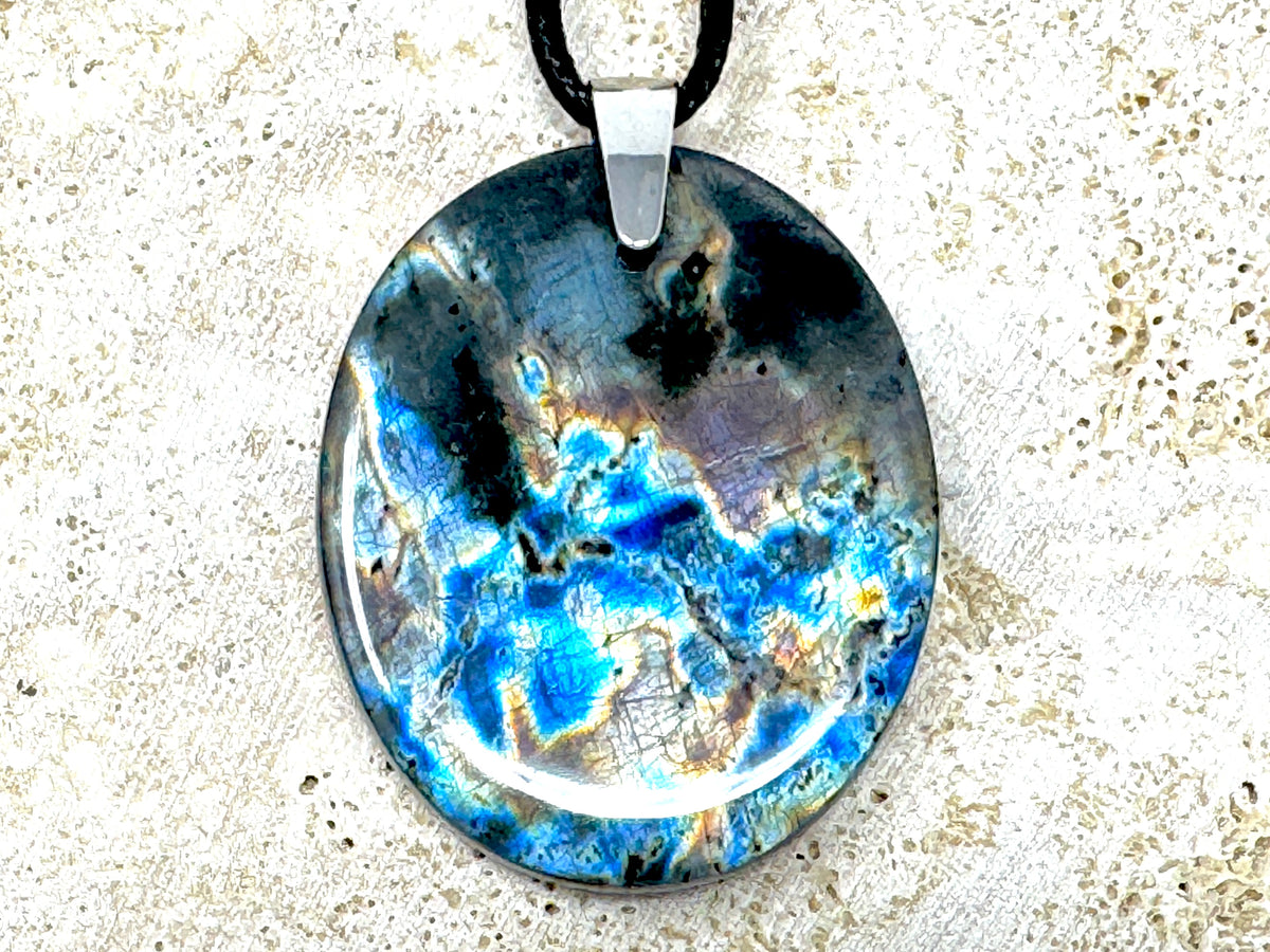 Large Rainbow Labradorite Pendant Oval 4cm