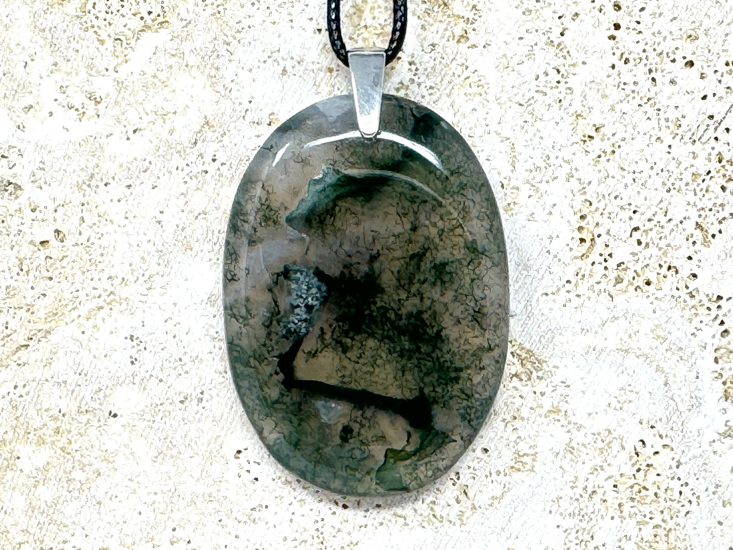Large Moss Agate Pendant 4.8cm