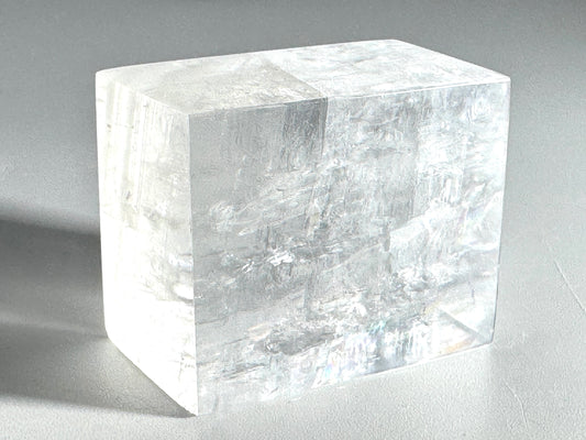 Polished Optical Calcite Crystal 3.7cm