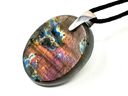 Purple Labradorite Pendant Oval 3.5cm