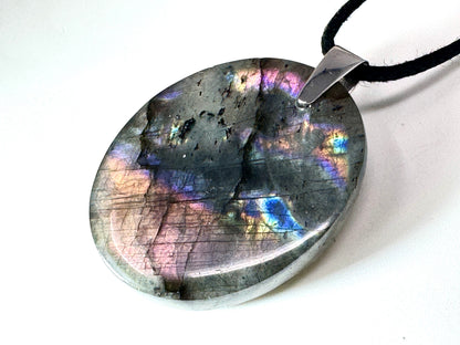 Purple Labradorite Pendant Oval 3.6cm