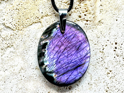 Purple Labradorite Pendant Oval 3.4cm