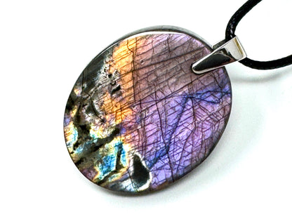Purple Labradorite Pendant Oval 3.6cm