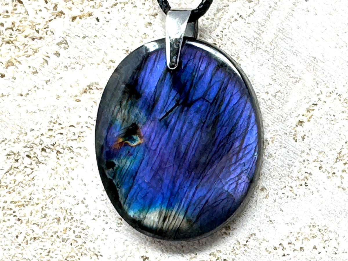 Large Purple Labradorite Pendant Oval 3.8cm