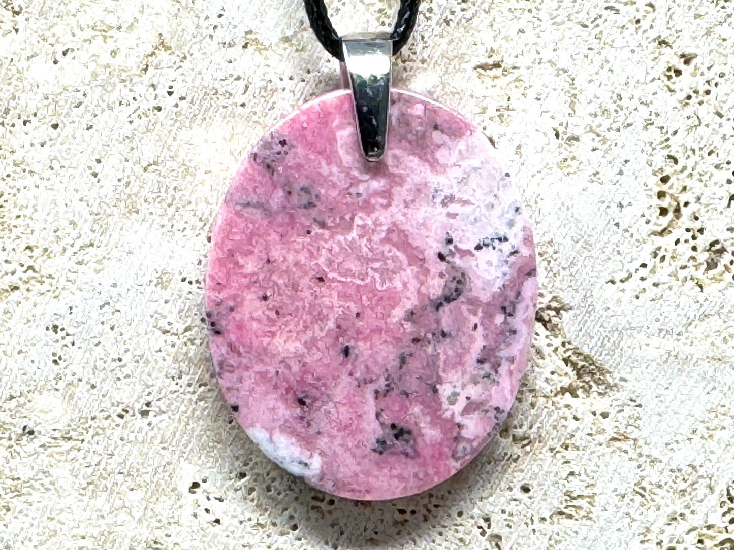 Rhodonite Pendant 3.7cm
