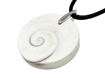 Shiva Shell Pendant Round 2.6cm