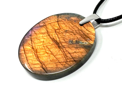 SunsetLabradorite Pendant Oval 4cm