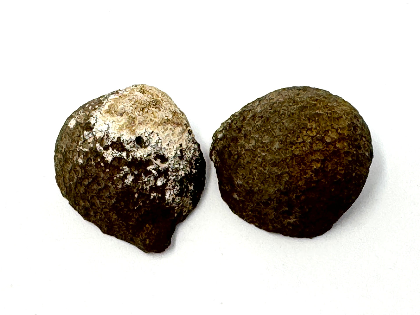 Natural Warring States Agate Geode Pair With Druzy Crystals 3.2cm