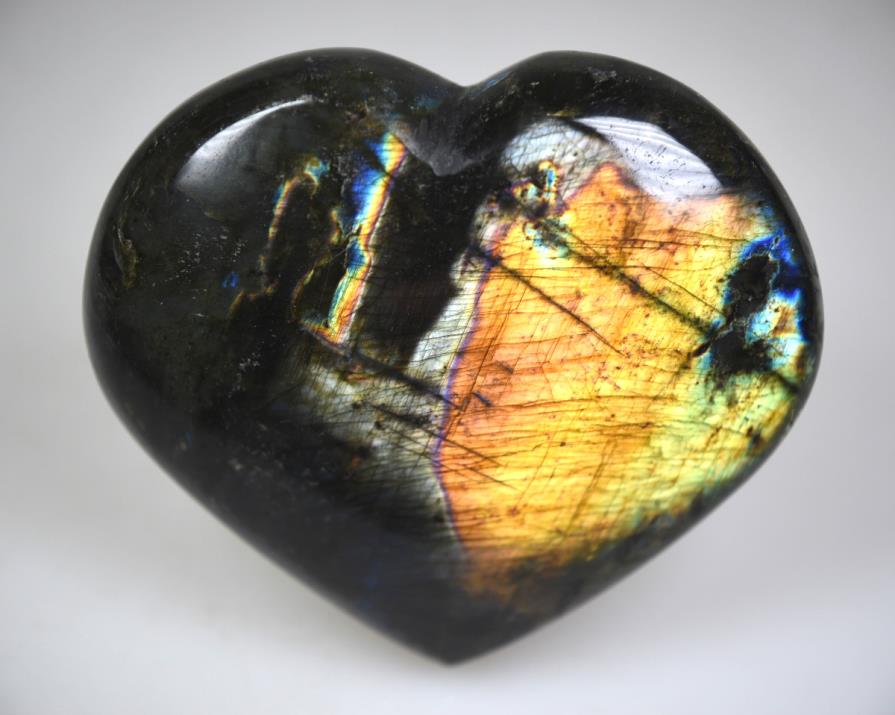 Labradorite Heart 8.6cm | Image 1