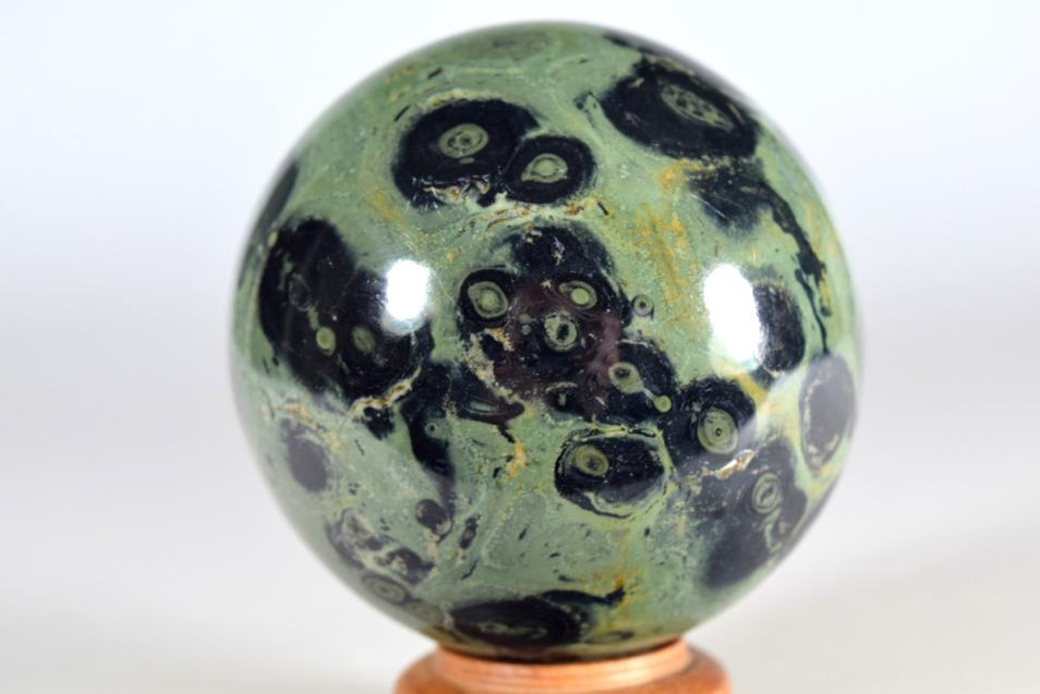 Kambaba Jasper Sphere 6.75cm | Image 1