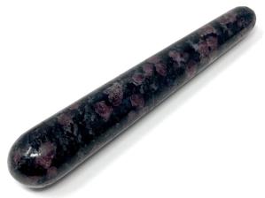 Garnet in Black Tourmaline Massage Wand 13.1cm | Image 3