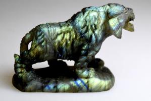 Labradorite Tiger Carving 7.1cm | Image 2