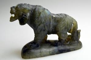 Labradorite Tiger Carving 7.1cm | Image 4