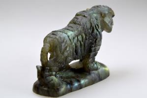 Labradorite Tiger Carving 7.1cm | Image 5