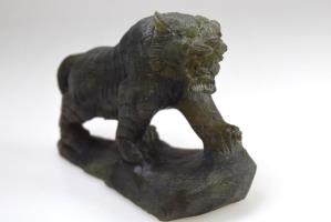 Labradorite Tiger Carving 10.4cm | Image 4
