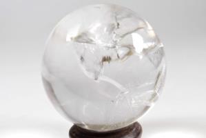 Clear Quartz Sphere 5.75cm | Image 5