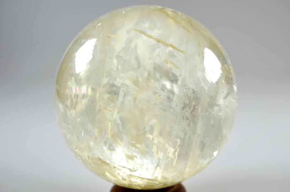 Optical Honey Calcite Sphere 8.2cm | Image 1