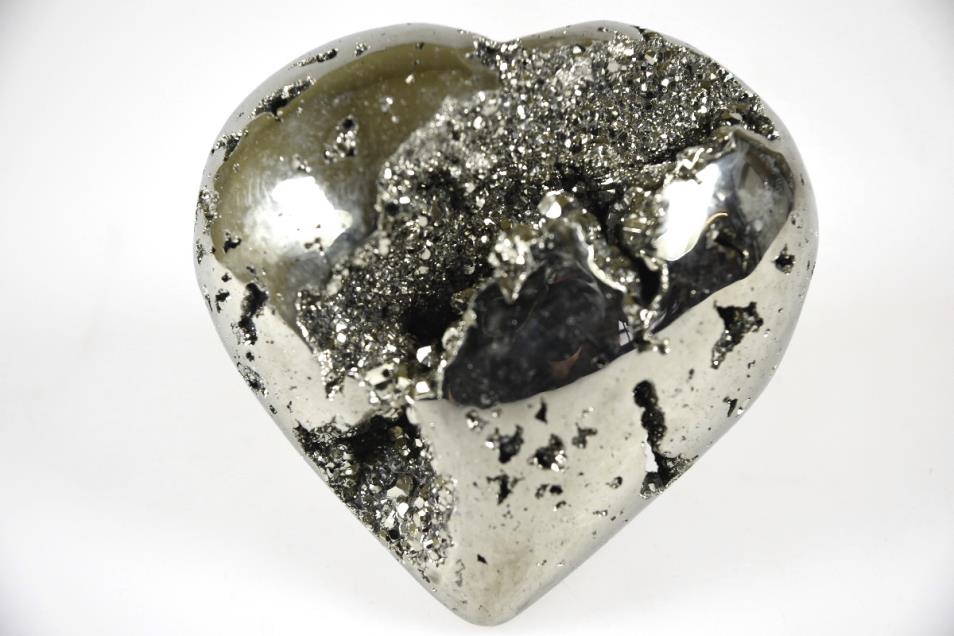 Pyrite Heart 7.25cm | Image 1
